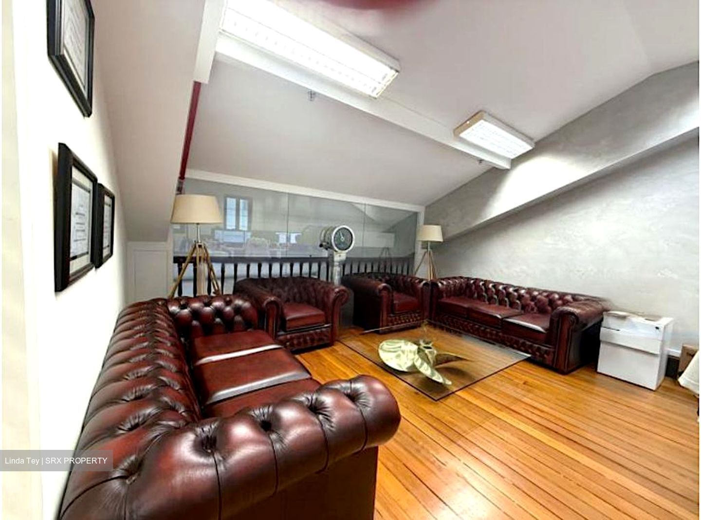 Uob Plaza (D1), Office #454027041